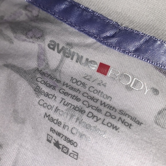 NIGHT 👠 TEES🎀 - Picture 8 of 10